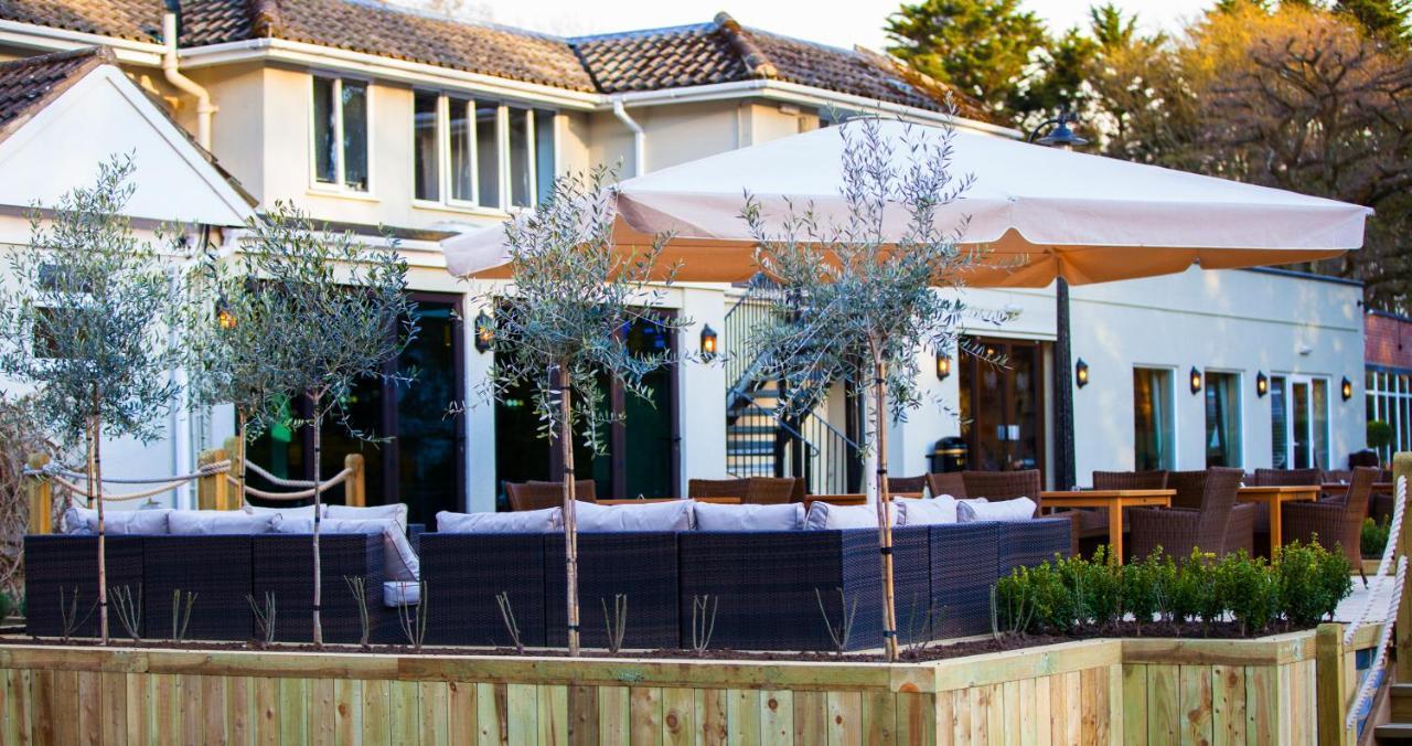 Wickwoods Hotell Albourne Exteriör bild