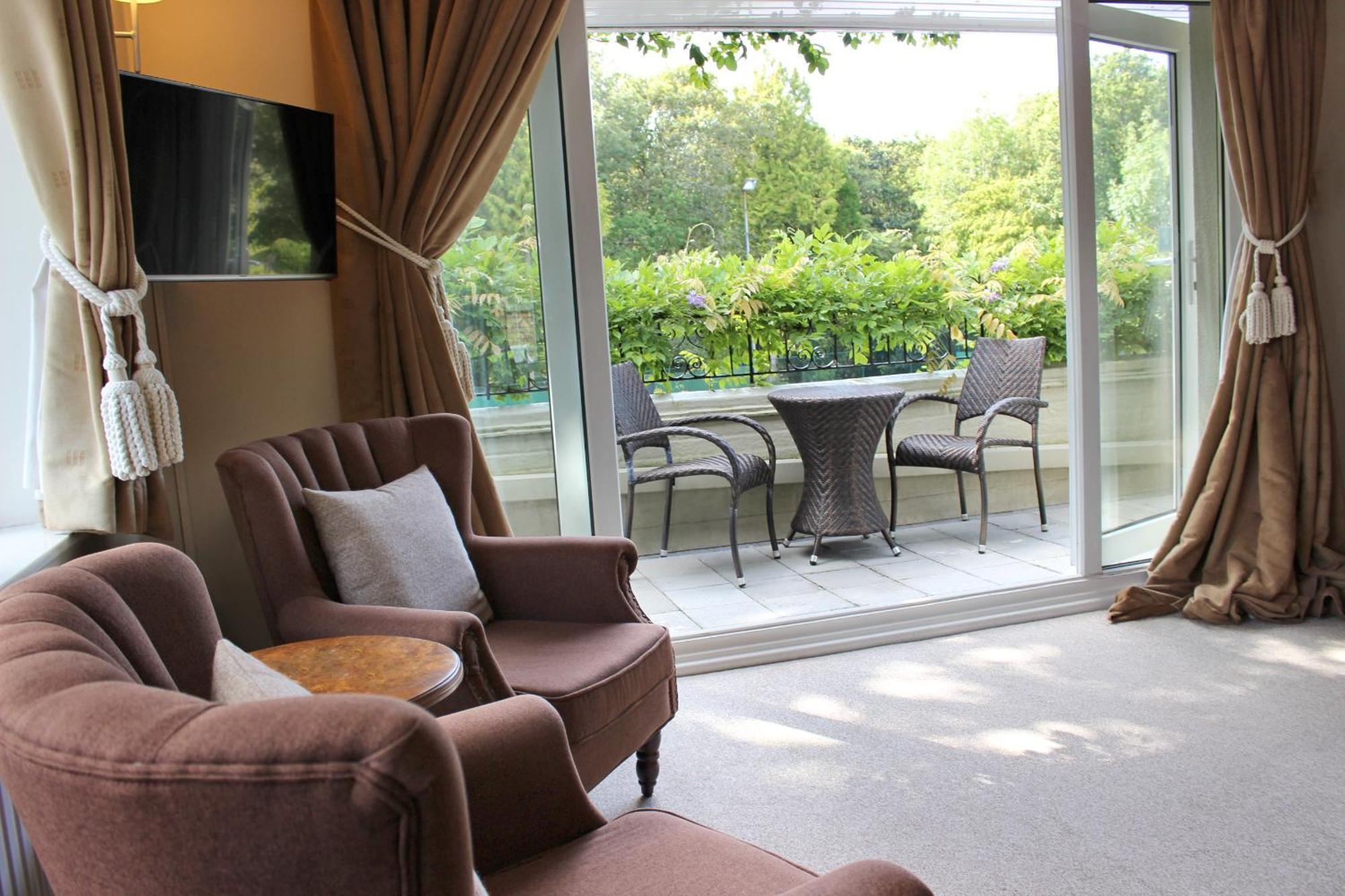 Wickwoods Hotell Albourne Exteriör bild